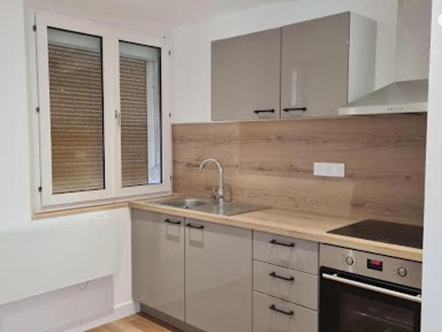 Location Maison 3 pièces 60 m2 Saint Simon