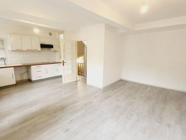 Location maison 3 pièces, 62.11m², Pezens