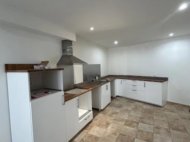 Location Maison 3 pièces 63.1 m2 Jouques