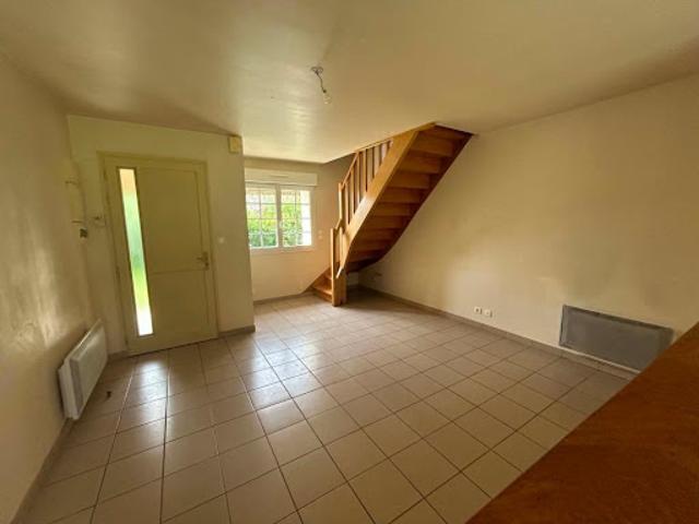 Location Maison 3 pièces 63.7 m2 Vesles et Caumont