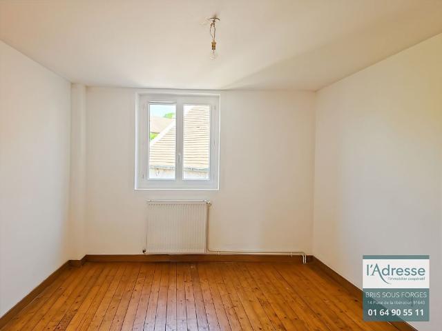 Location maison 3 pièces, 63.40m², Briis sous Forges