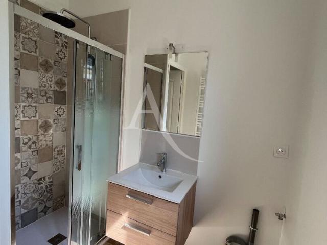 Location maison 3 pièces, 64.00m², Authon
