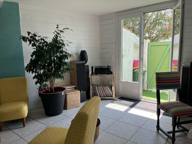 Location Maison 3 pièces 64m² LE CHATEAU D OLERON 17480