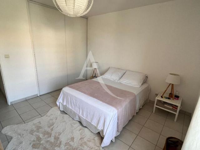 Location maison 3 pièces, 65.00m², Saintes