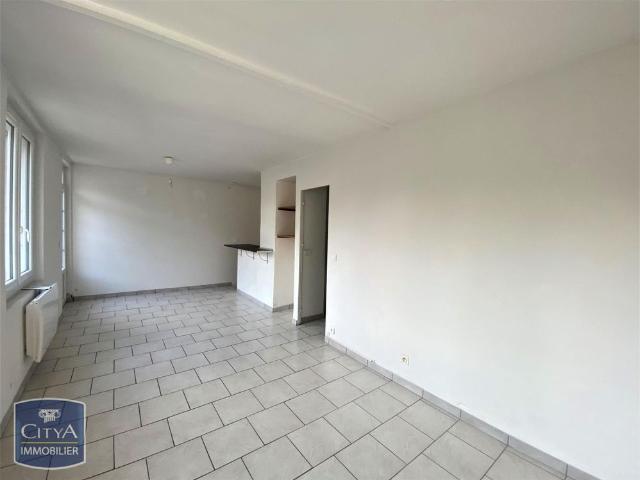 Location Maison 3 pièces 65m² FONTAINE DE VAUCLUSE 84800