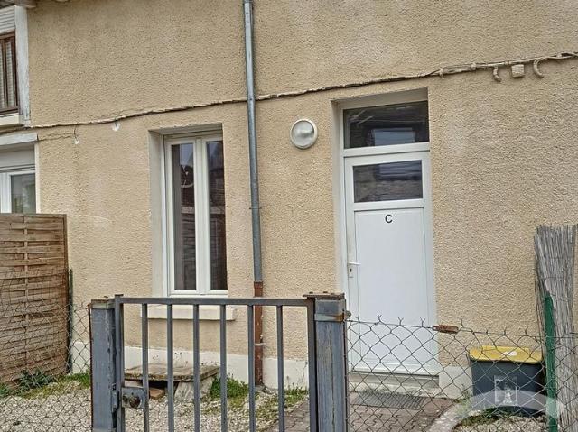 Location Maison 3 pièces 65m² LA CHAPELLE ST LUC 10600