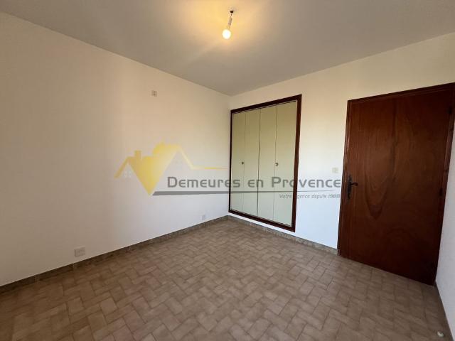 Location Maison 3 pièces 65m² SABLET 84110
