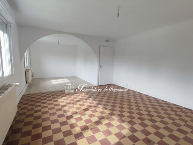 Location Maison 3 pièces 66.9 m2 Authou