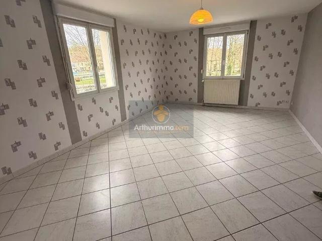 Location Maison 3 pièces 66 m2 à Humes Jorquenay