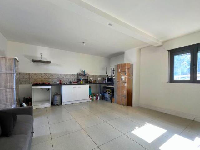 Location Maison 3 pièces 66m² LA RIVIERE 97421
