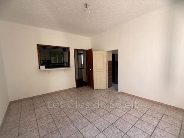 Location Maison 3 pièces 67 m2 Toulon