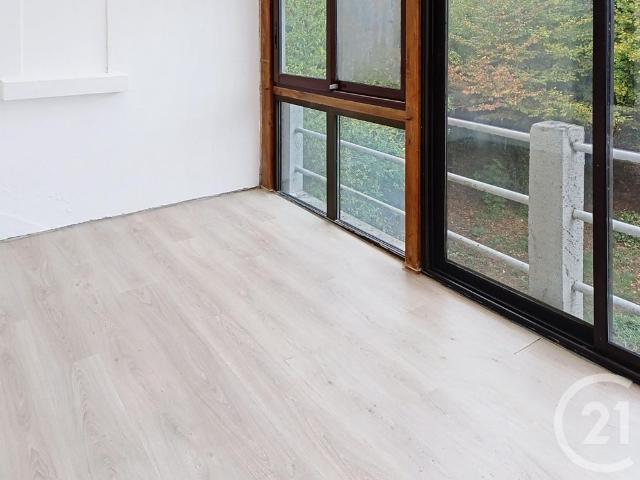 Location Maison 3 pièces 67m² GANNAT 03800