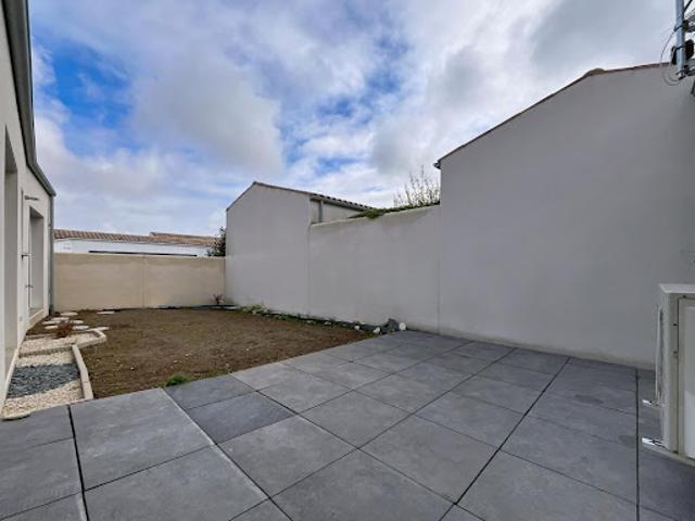 Location Maison 3 pièces 68.8 m2 Saint Xandre