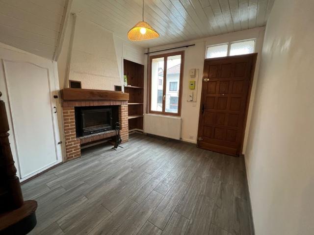 Location Maison 3 pièces 69m² AMIENS 80000