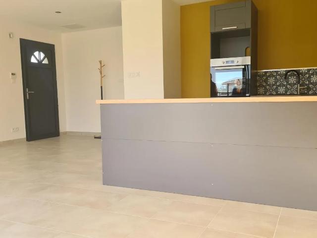 Location Maison 3 pièces 69m² CASTELMAYRAN 82210