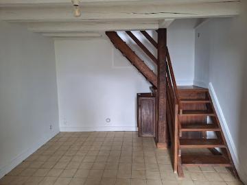 Location Maison 3 pièces 70 m2 Gourdon