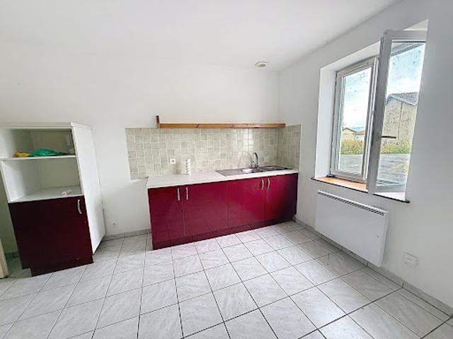 Location Maison 3 pièces 70 m2 Les Eparres