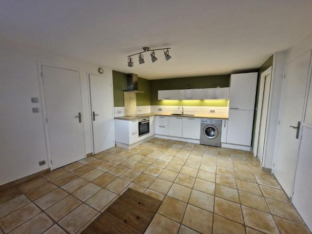 Location Maison 3 pièces 70m² CONDRIEU 69420