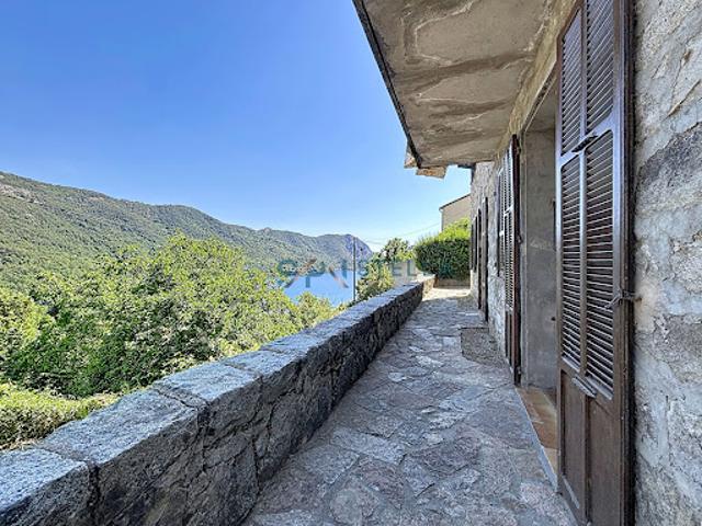 Location Maison 3 pièces 71 m2 Tolla