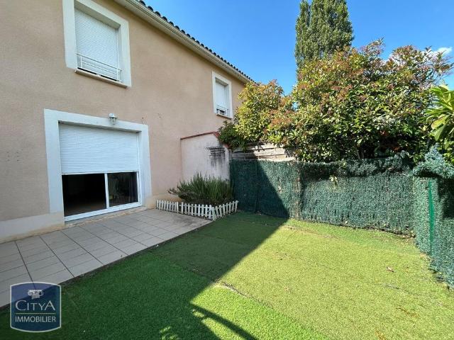 Location Maison 3 pièces 71m² MERCUES 46090