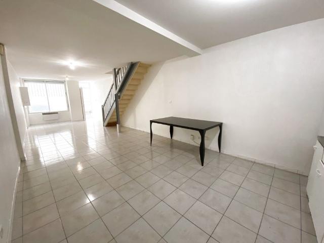 Location Maison 3 pièces 71m² BORDEAUX 33000