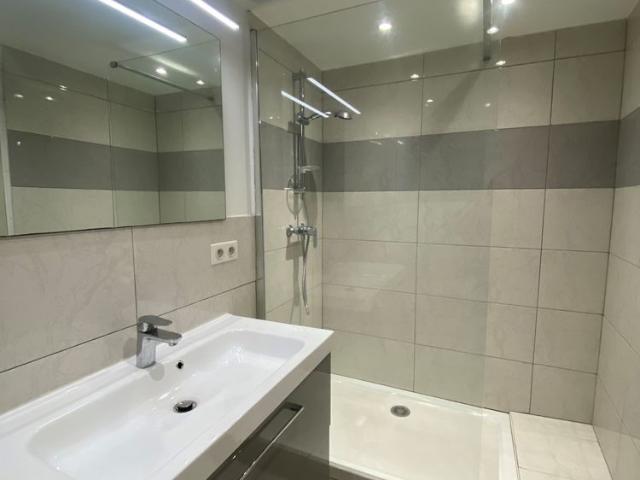 Location Maison 3 pièces 71m² CASSIS 13260