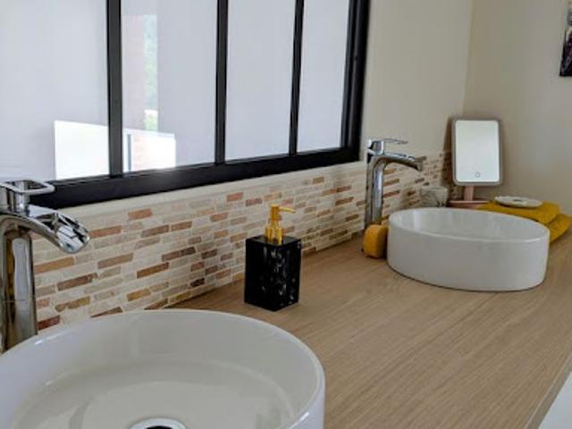 Location Maison 3 pièces 75 m2 Augerolles