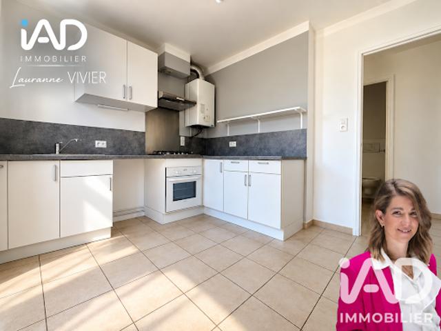 Location Maison 3 pièces 75 m2 Trouillas