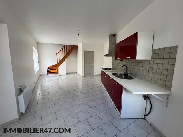 Location Maison 3 pièces 75m² CASTELMORON SUR LOT 47260