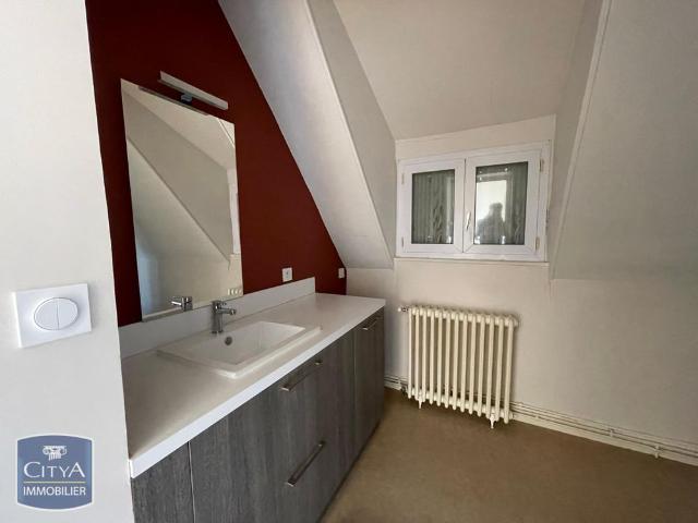 Location Maison 3 pièces 75m² PERIGUEUX 24000