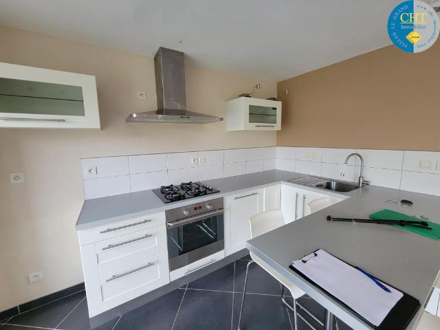 Location Maison 3 pièces 75m² PLELAN LE GRAND 35380