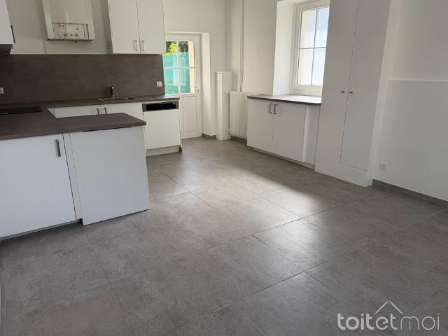 Location Maison 3 pièces 77m² CHEVREUSE 78460