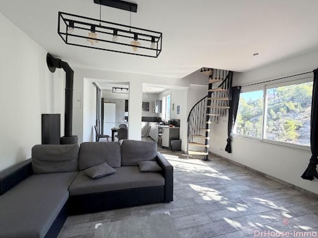Location Maison 3 pièces 78 m2 Marseille 11ème