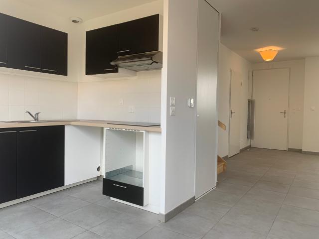 Location maison 3 pièces 78 m² à Toulouse 31100