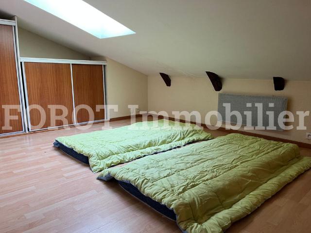 Location Maison 3 pièces 79m² LE CHEYLARD 07160