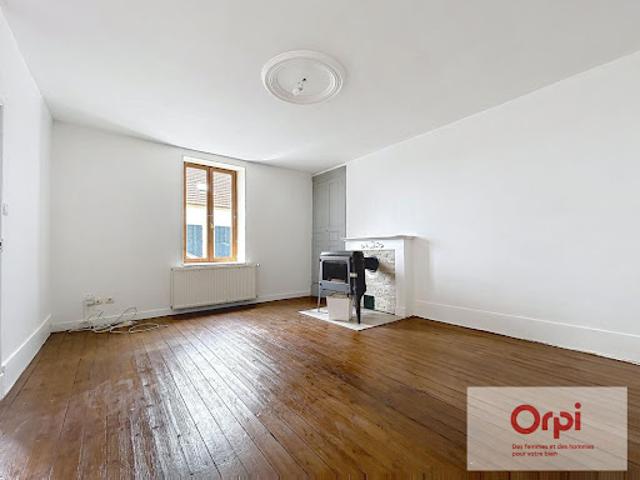 Location Maison 3 pièces 80.7 m2 Commentry