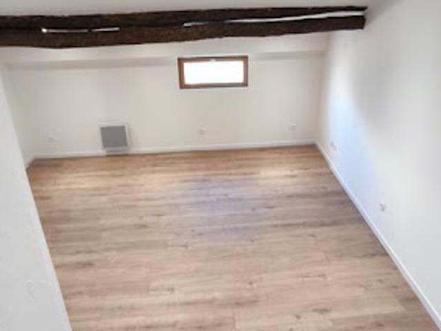Location Maison 3 pièces 80 m2 Agde