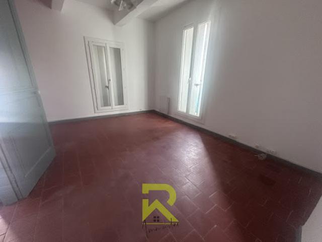Location Maison 3 pièces 80 m2 Pailhes