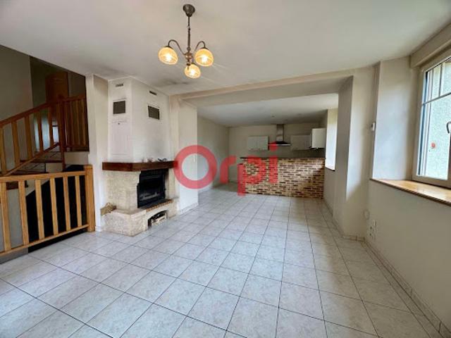 Location Maison 3 pièces 81.92 m2 Cussac