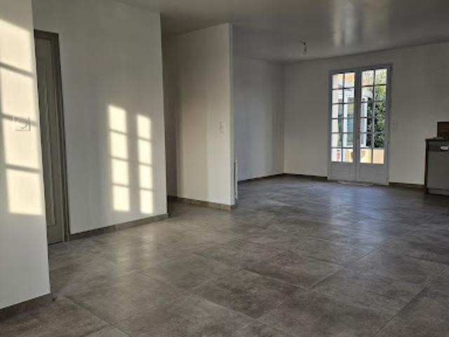 Location Maison 3 pièces 81 m2 Mortagne sur Sèvre