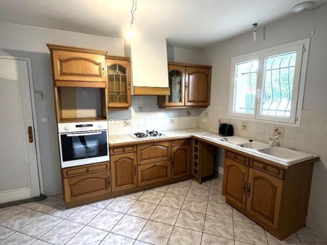 Location Maison 3 pièces 81m² REALMONT 81120
