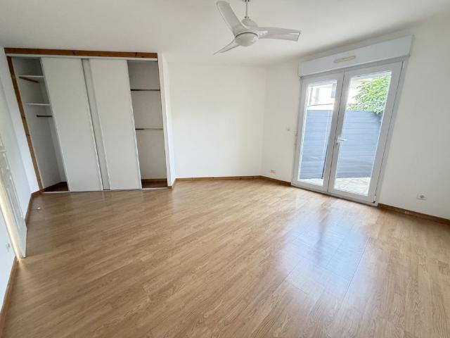 Location Maison 3 pièces 84m² MONTREUIL JUIGNE 49460