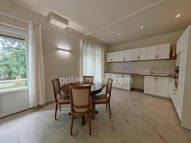 Location Maison 3 pièces 88 m2 Castéra Verduzan