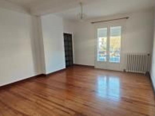 Location Maison 3 pièces 88m² AIRE SUR L ADOUR 40800