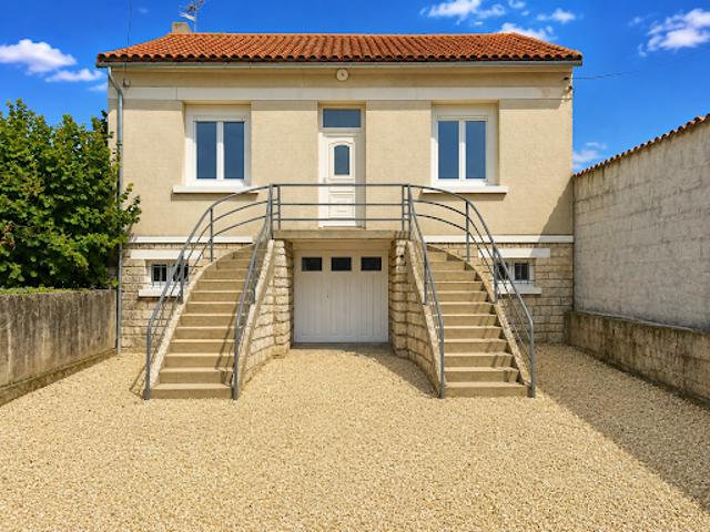 Location Maison 3 pièces 89 m2 Gond Pontouvre