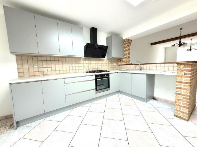 Location Maison 3 pièces 89m² COMINES 59560