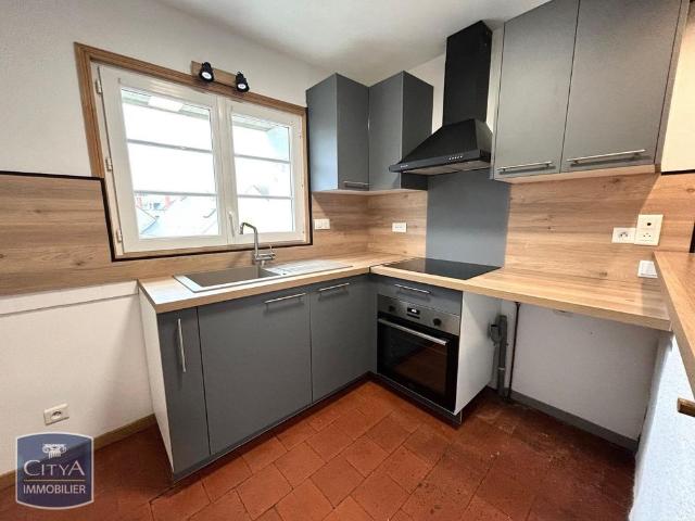 Location Maison 3 pièces 90m² VIERZON 18100