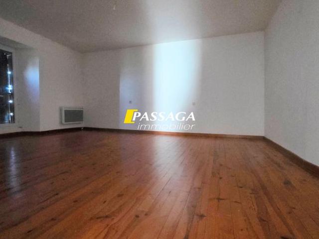 Location Maison 3 pièces 92m²