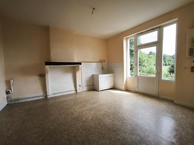 Location Maison 3 pièces 93 m2 Sainte Catherine