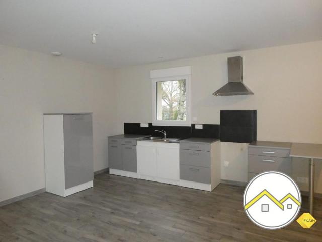Location Maison 3 pièces 97m² ROUGE 44660